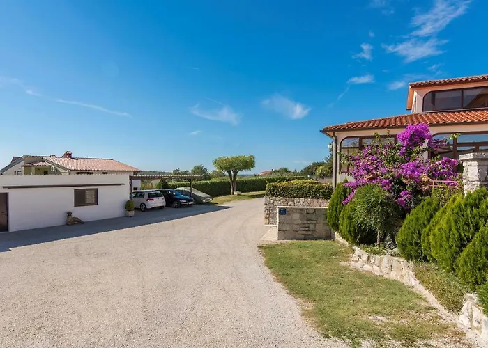 Guest house Cottage Nilda I 3*